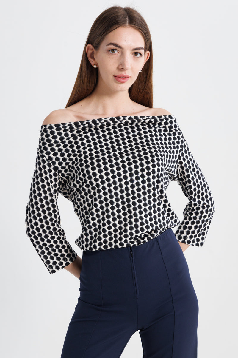 Fab Knit - Spilling Dot