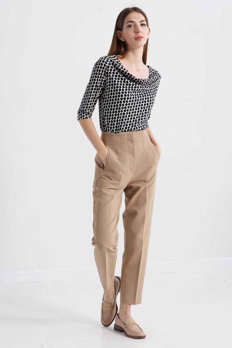 Fab Knit - Spilling Dot