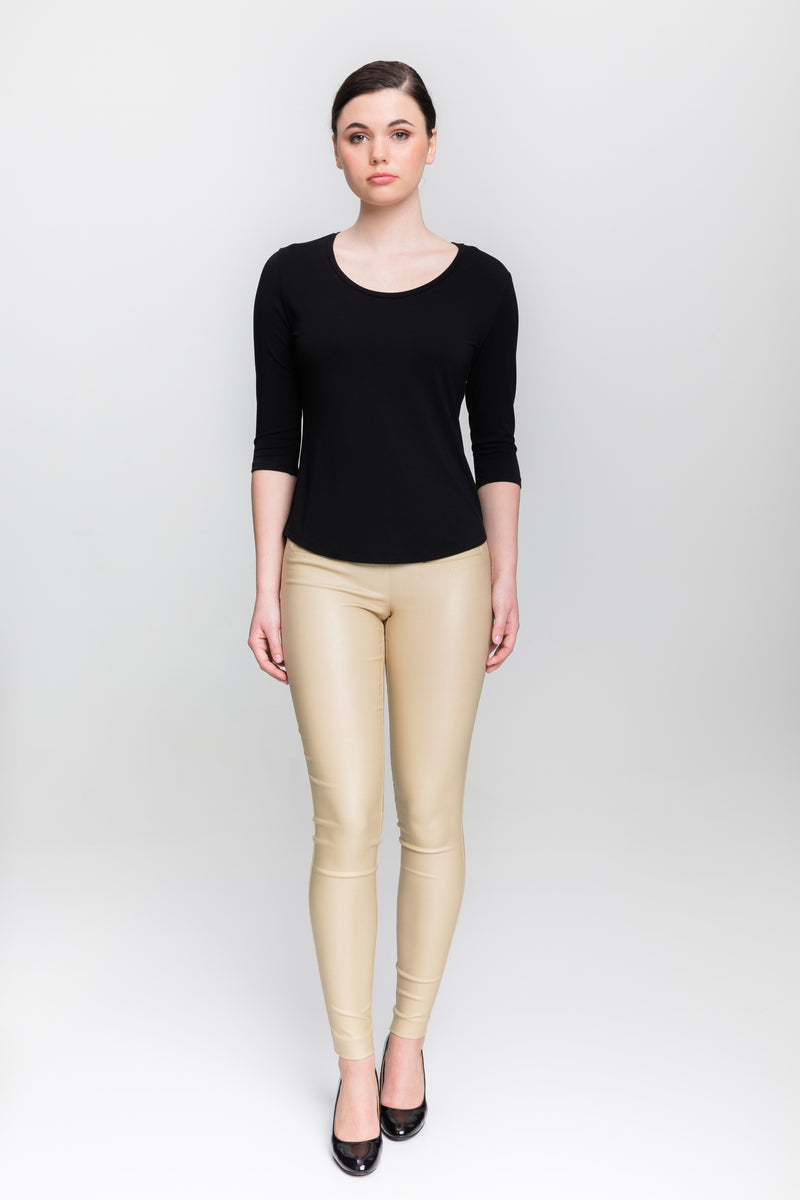 Scoop Neck - Black - Farinaz Taghavi