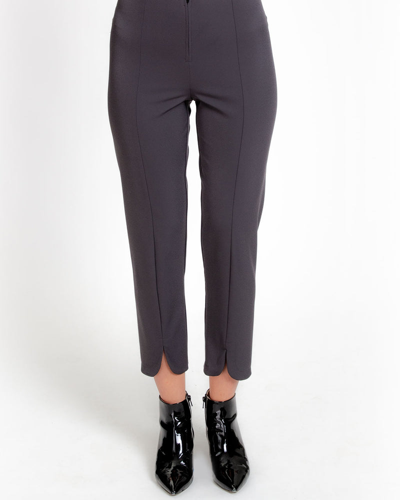 Signature Pant - Deep Charcoal